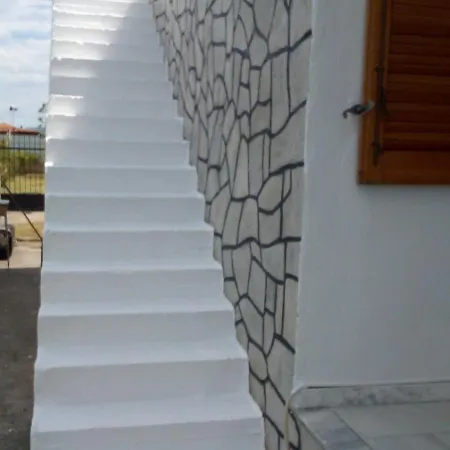 Ariana's Vakantiehuis Orfánion