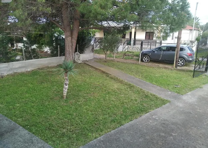 Ariana's Prázdninový dům Orfánion